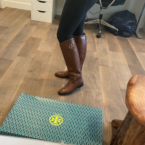 Very good condition Tory Burch boots - Picture 3 of 7